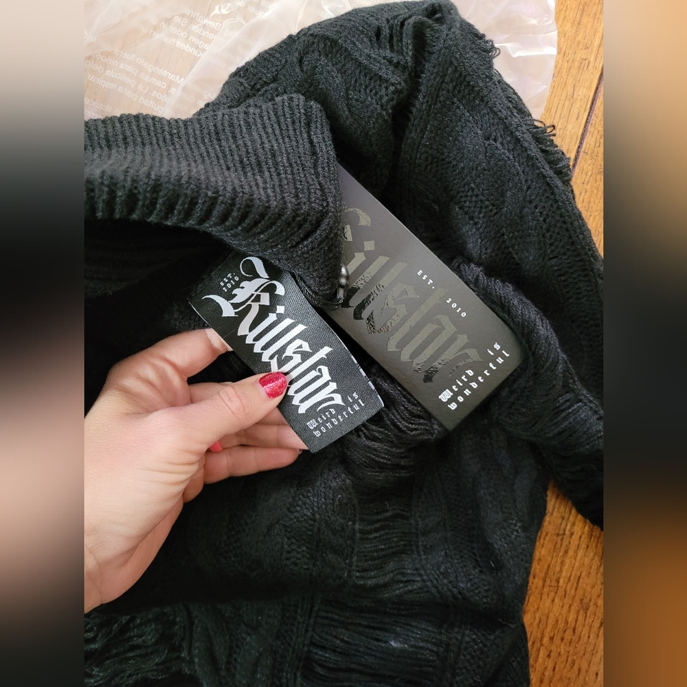 Black Distressed Turtleneck Cable-Knit Sweater - Picture 5 of 6